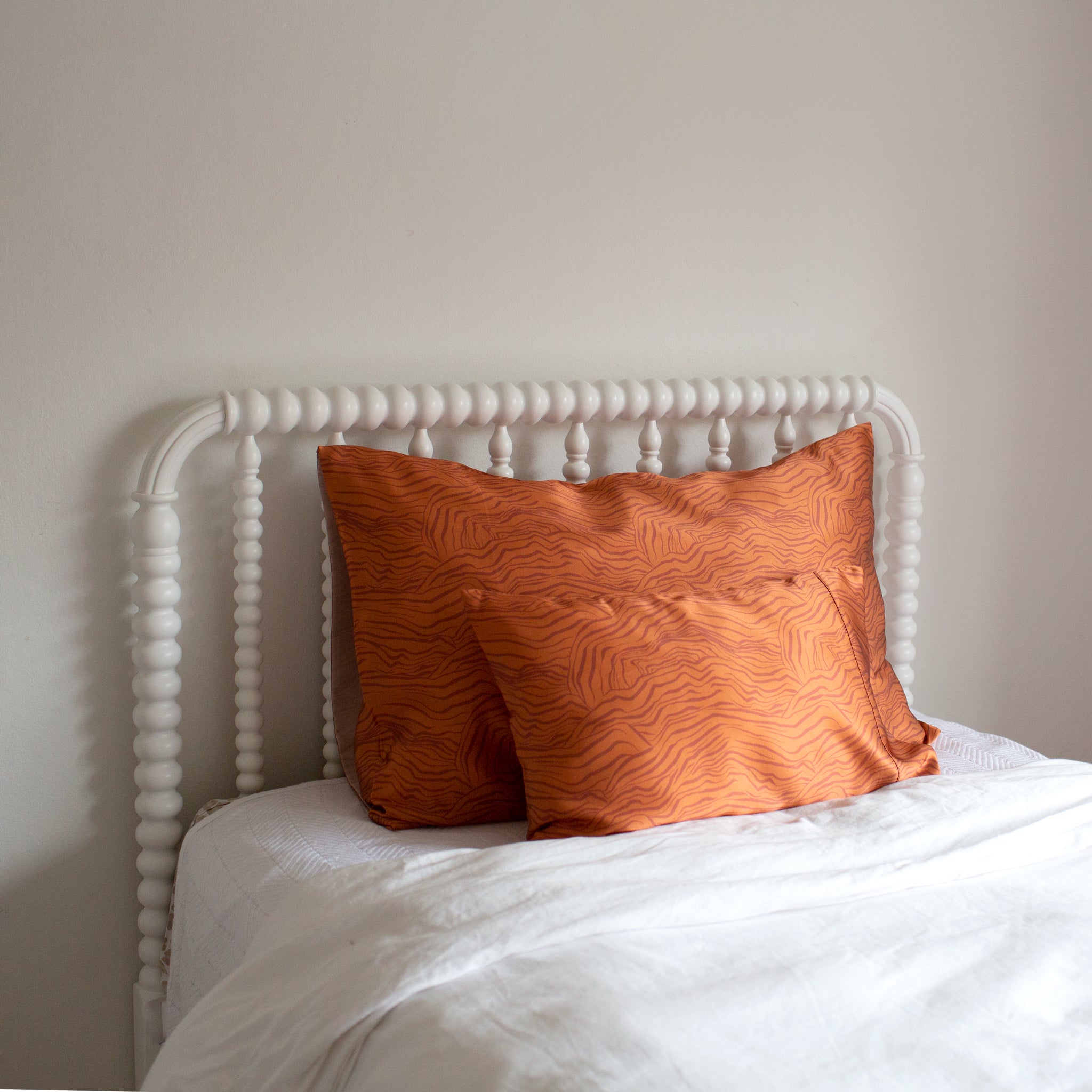 Queen Silk Pillowcase - Canyon